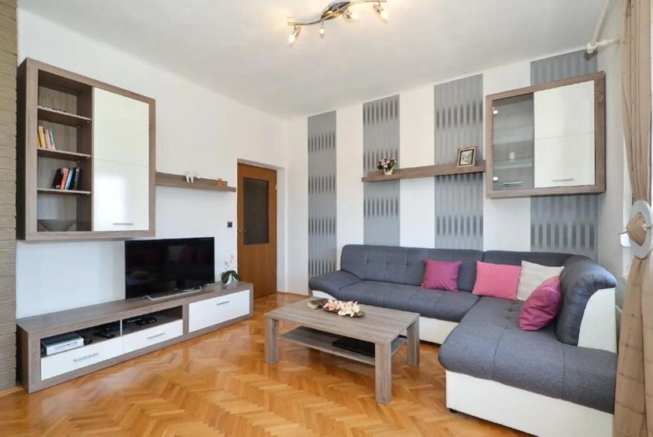 טרוגיר Apartments Villa Golden View מראה חיצוני תמונה