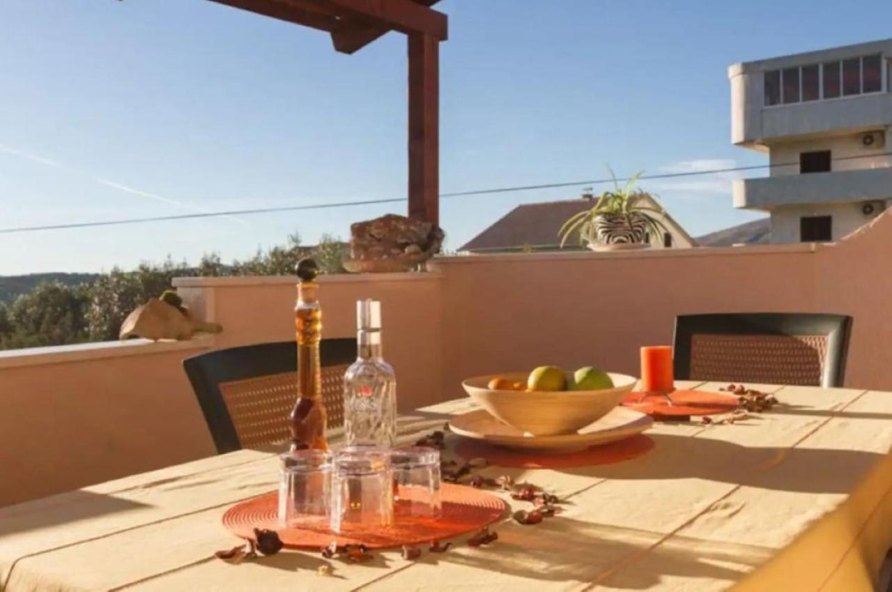 טרוגיר Apartments Villa Golden View מראה חיצוני תמונה