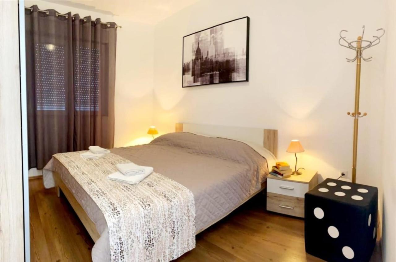 טרוגיר Apartments Villa Golden View מראה חיצוני תמונה