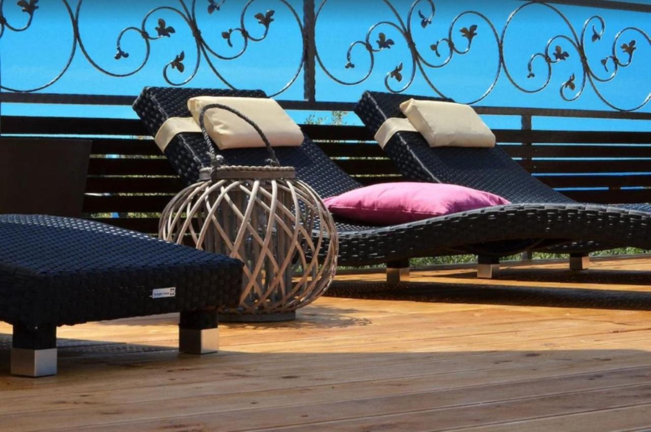 טרוגיר Apartments Villa Golden View מראה חיצוני תמונה
