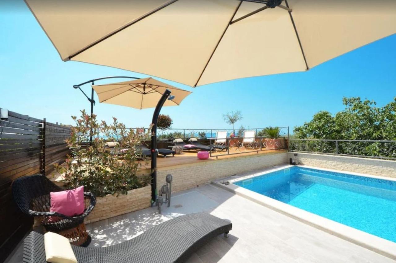 טרוגיר Apartments Villa Golden View מראה חיצוני תמונה